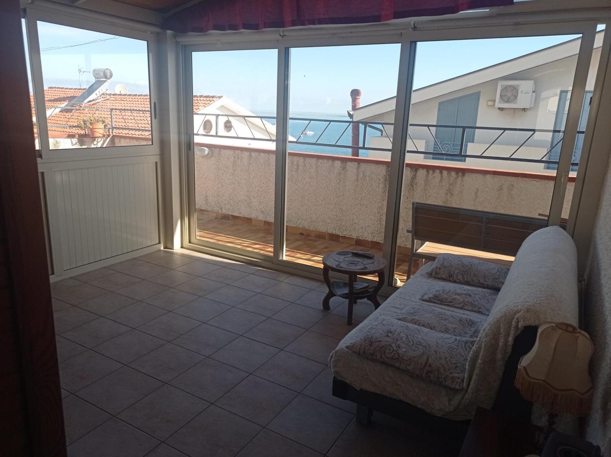 Mansarda Con Terrazzo Vista Mare Villa Oliveri Ngoại thất bức ảnh